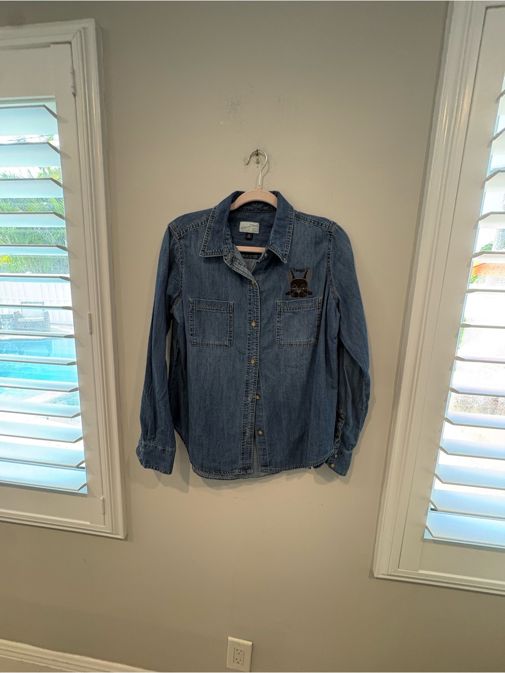 Tango Universal Thread womans Denim Button-Down Shirt in Blue